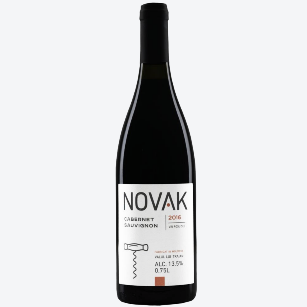 Вино де каберне совиньон красное сухое. Новак Cabernet 2019. Novak вино. Флоричика вино.